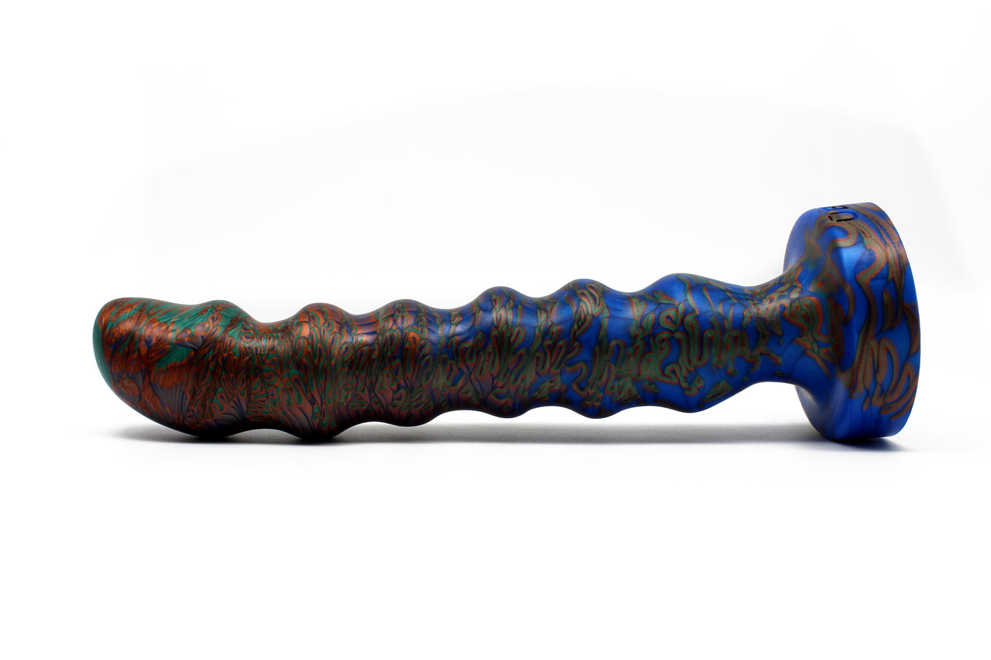 Elegantis with a base color of true blue, secondary of copper, and an accent color of emerald green